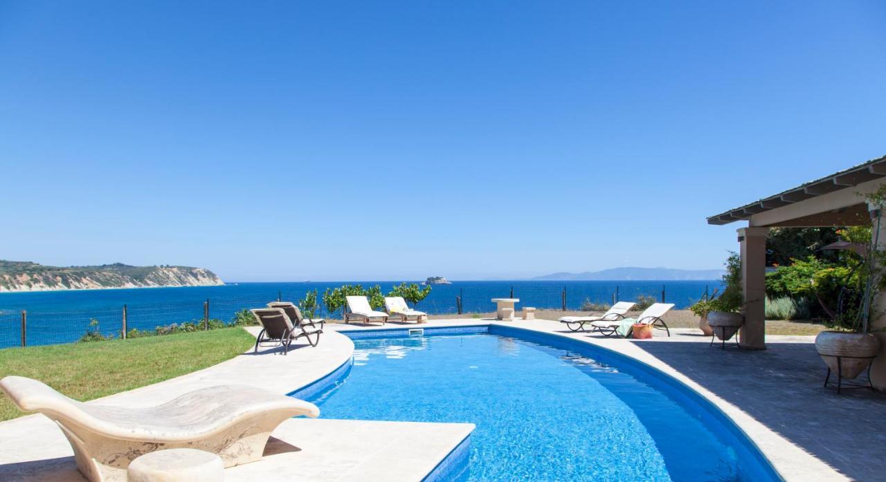 Monambeles Villas Svoronata Exterior foto