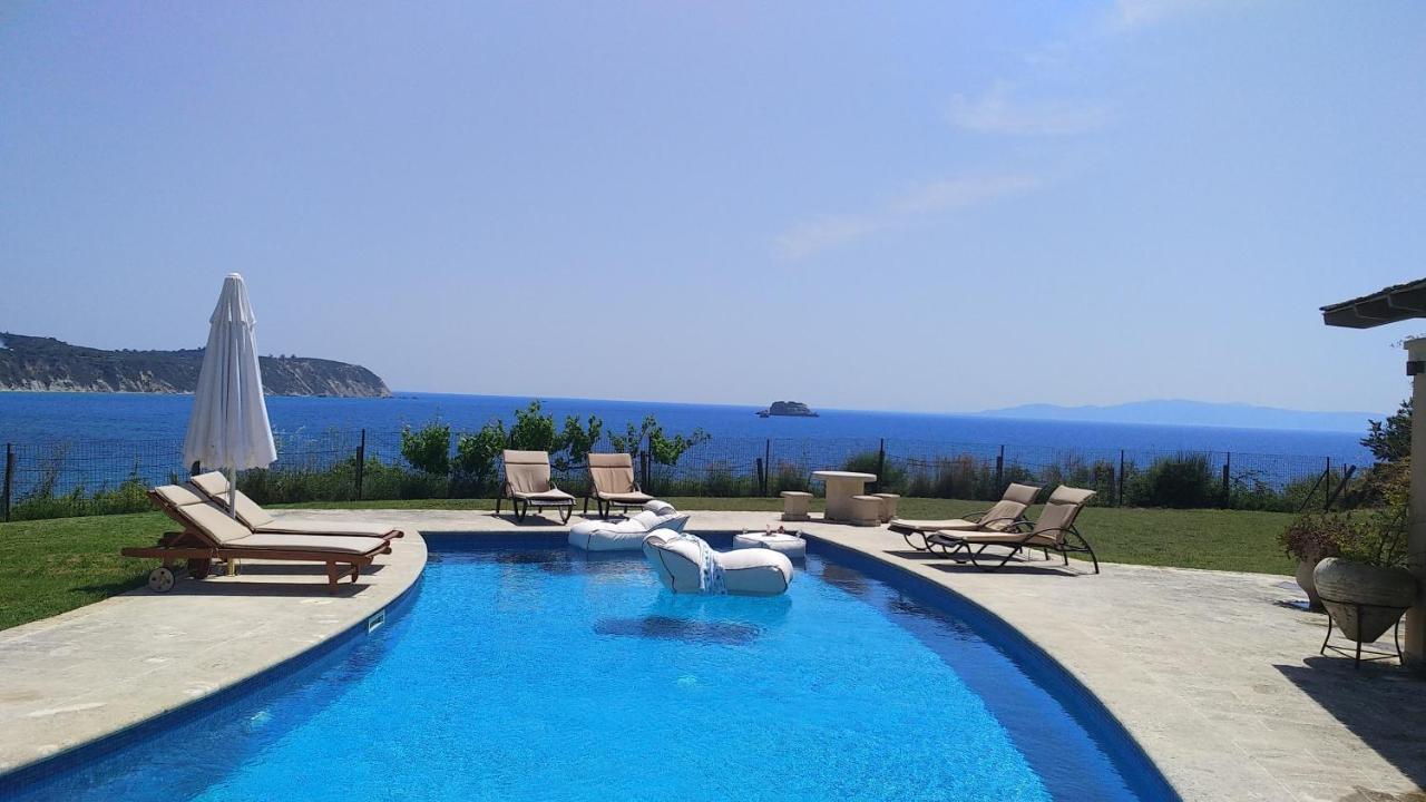 Monambeles Villas Svoronata Exterior foto